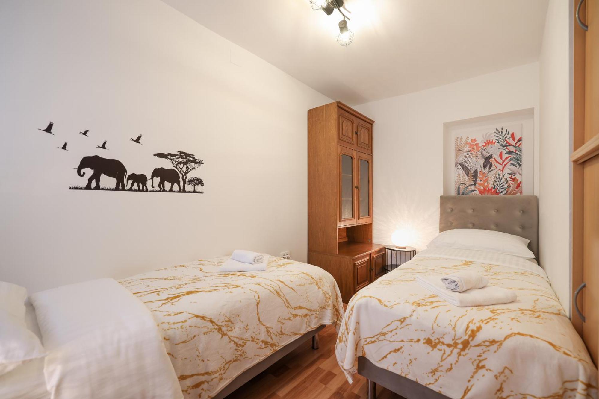 Viva - 2 Bedroom Apt In City Centar Zadar Exterior photo